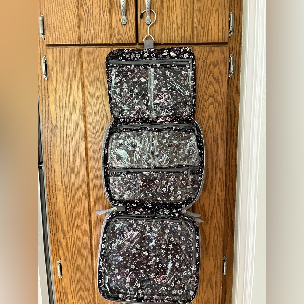 Vera Bradley Performance Twill Travel Hanging Organizer